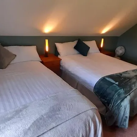 شقة Private Bedroom. Athlone And Nearby روسكومون